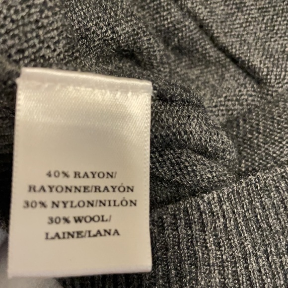 Ann Taylor gray cardigan - Picture 4 of 4